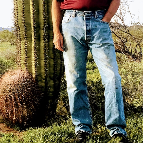 Levis 501 blue jeans.  Button Down Fly - Picture 1 of 4